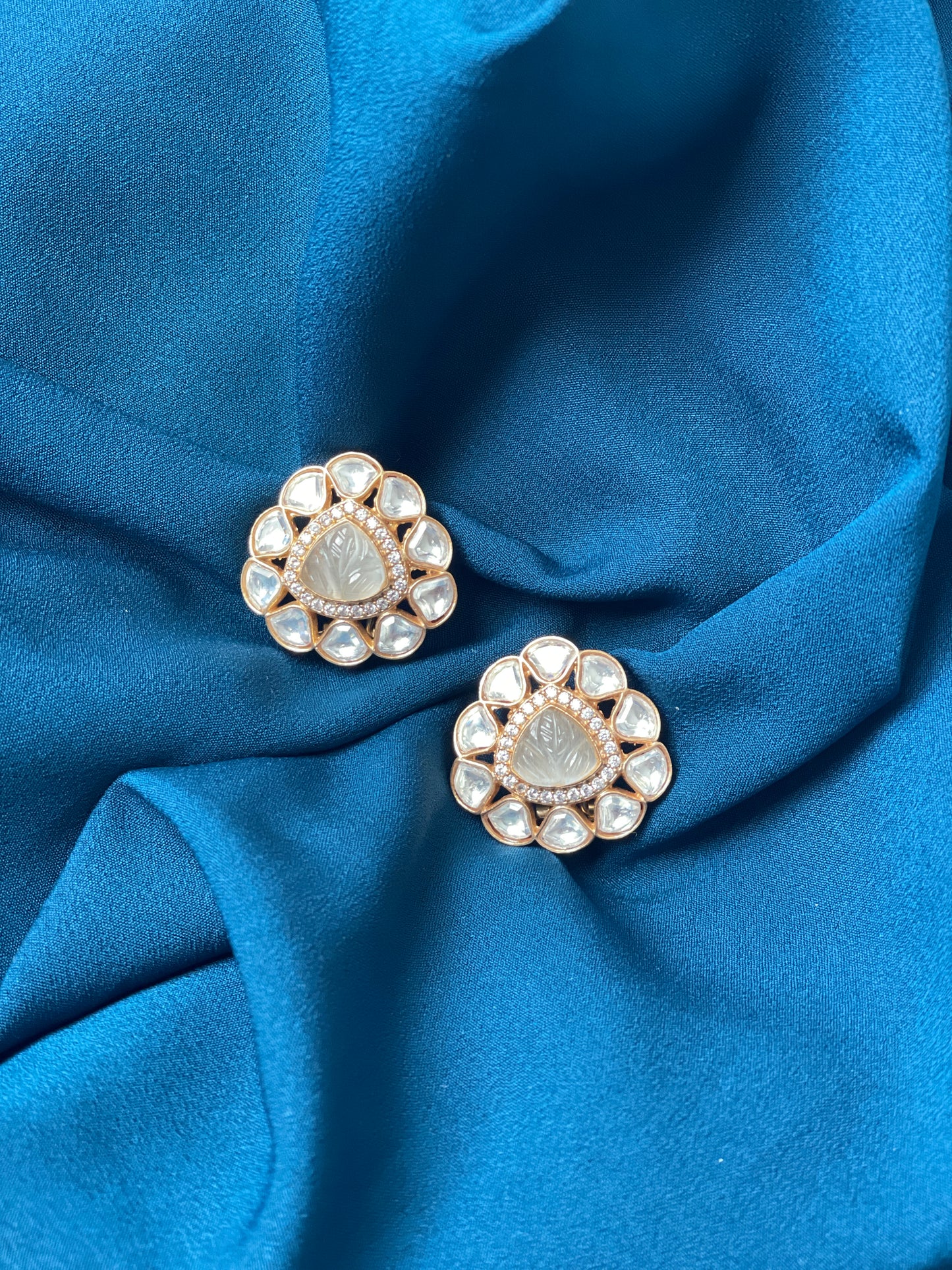 RIANA Moissanite Premium Quality Studs - Beige