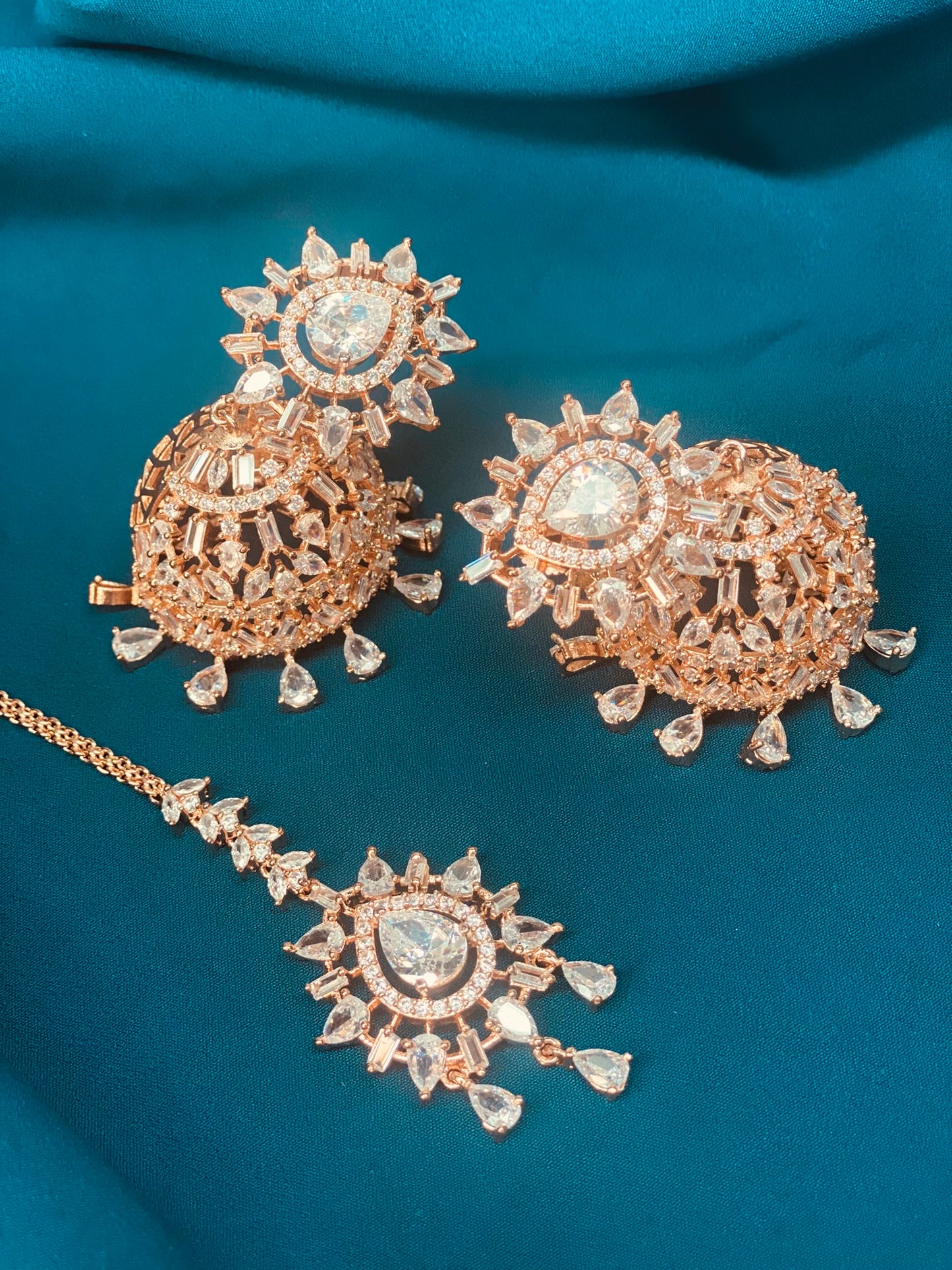 ARIKA American Diamond Earrings and Tikka Set