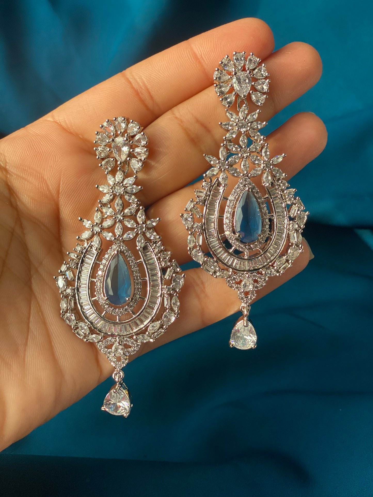 NOOR American Diamond Earrings - Sapphire