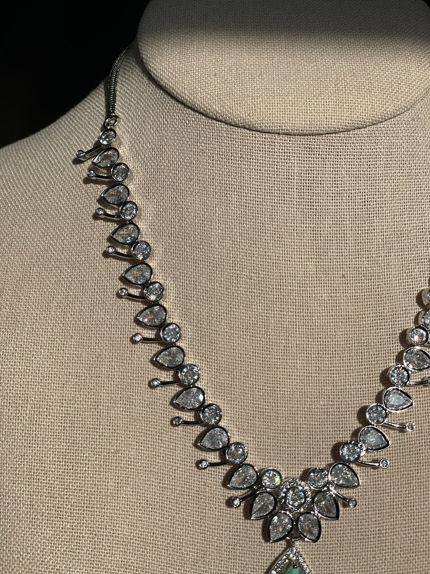 SHAHEEN American Diamond Necklace Set - Mint