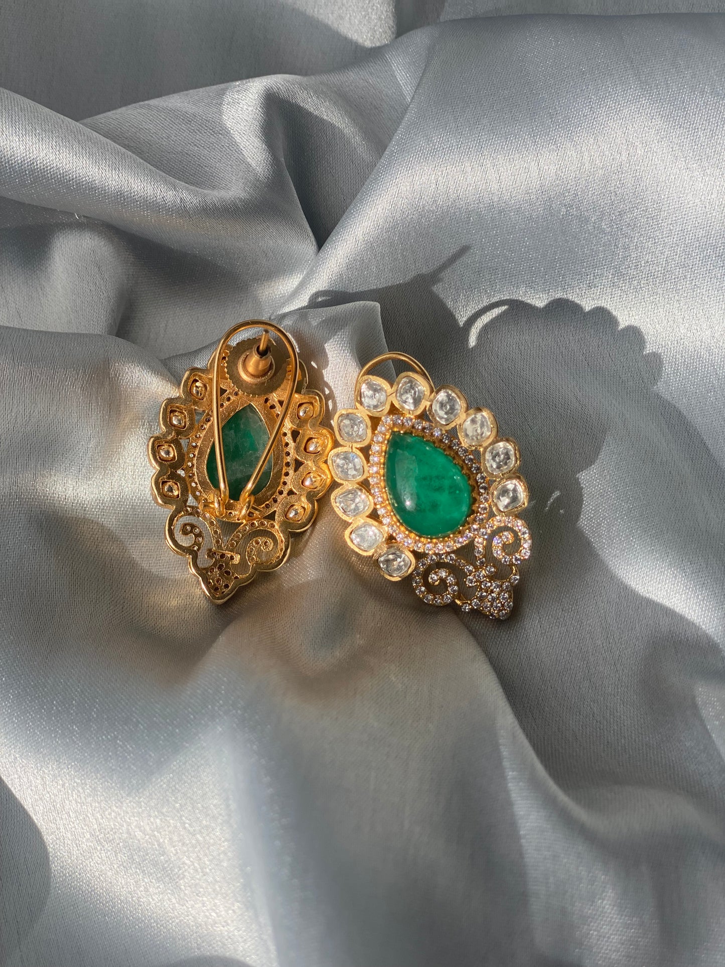 ISHAA Moissanite with Doublet Stones Premium Quality Studs - Emerald Green