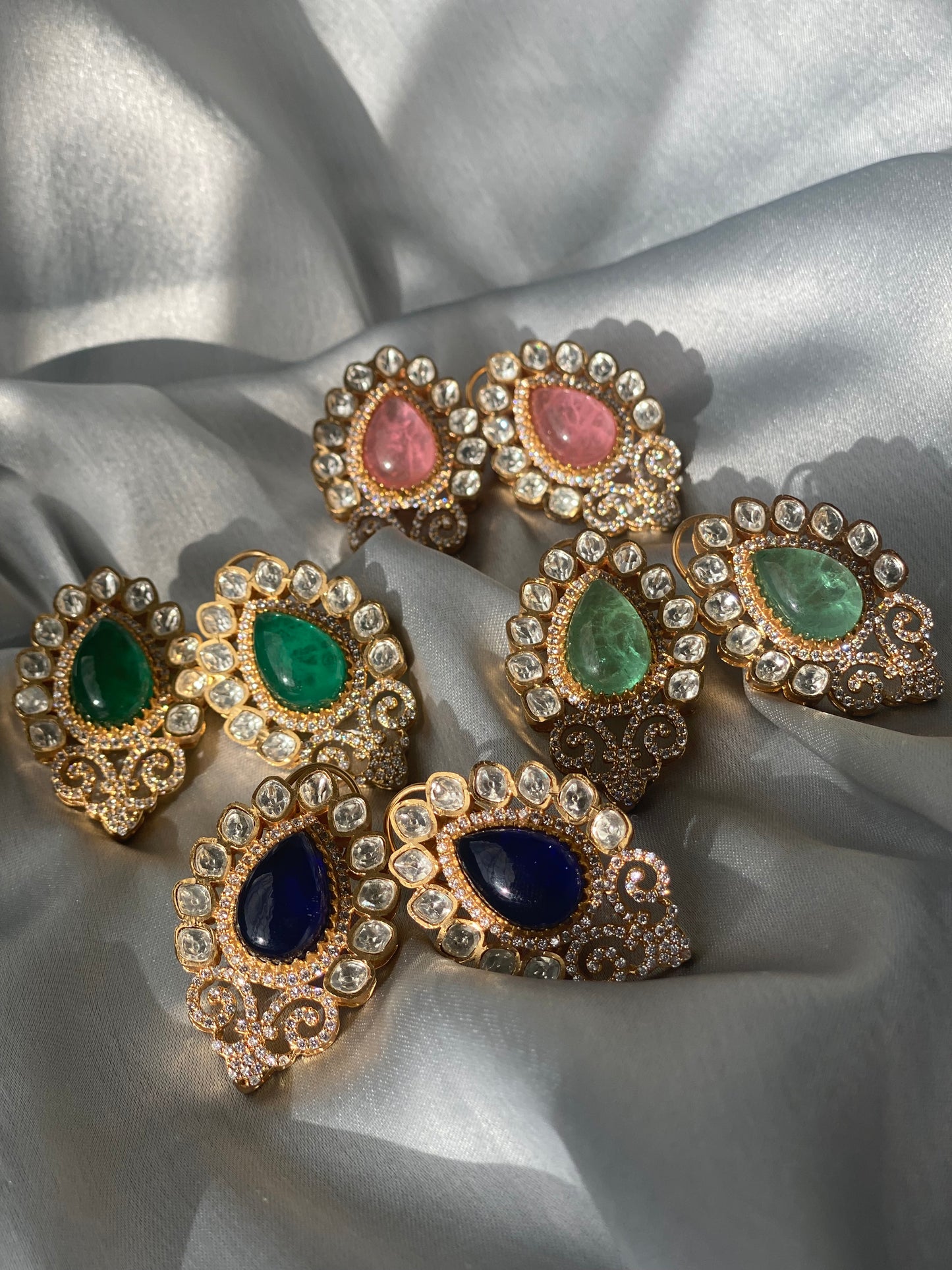 ISHAA Moissanite with Doublet Stones Premium Quality Studs - Emerald Green