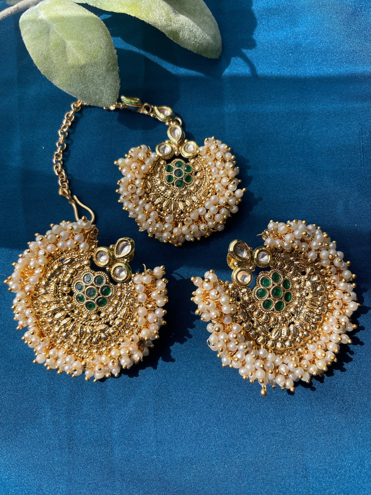 LEELA Chandbali Earrings and Maangtikka set - Green - HOUSE OF SAANVI