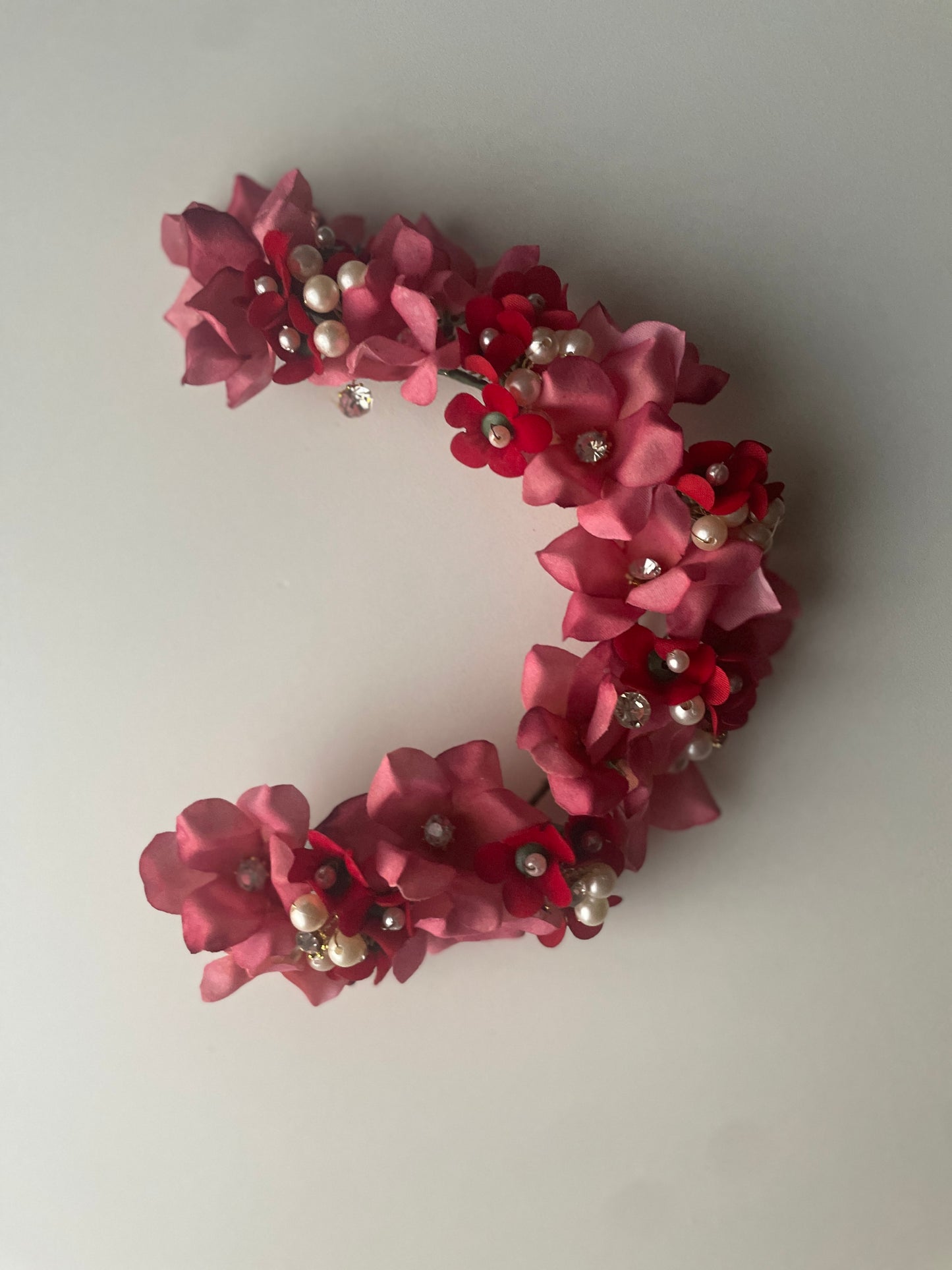 MAUVELOUS - artificial flowers hair accessory (veni/tiara) - HOUSE OF SAANVI