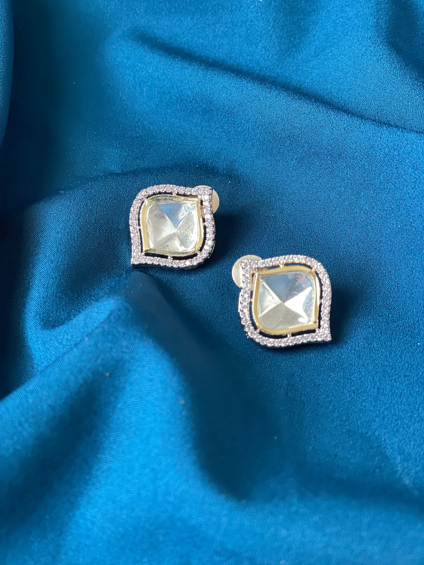 MAYA uncut kundan studs - HOUSE OF SAANVI