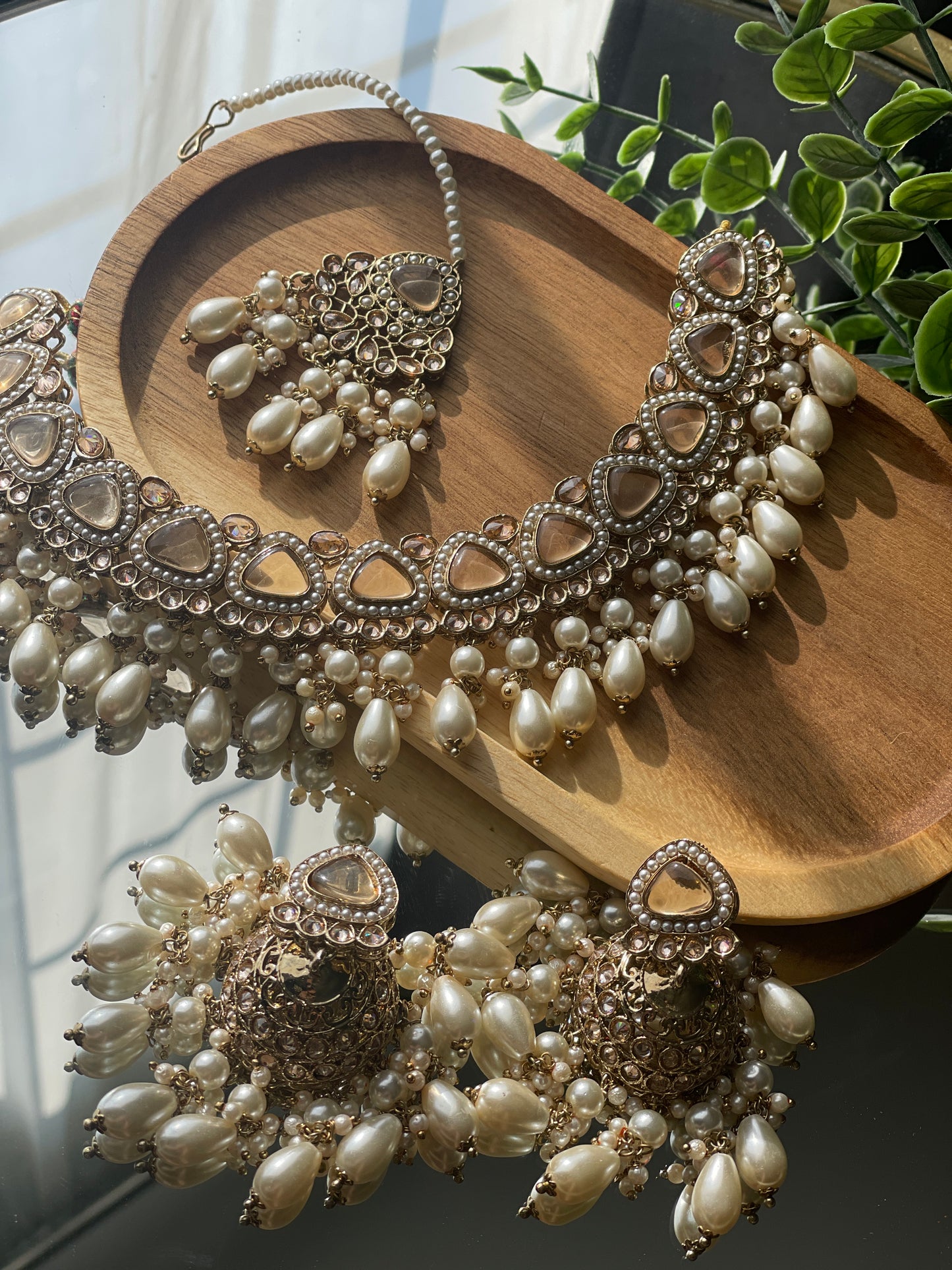 FARIDA - Beigy pearl - HOUSE OF SAANVI