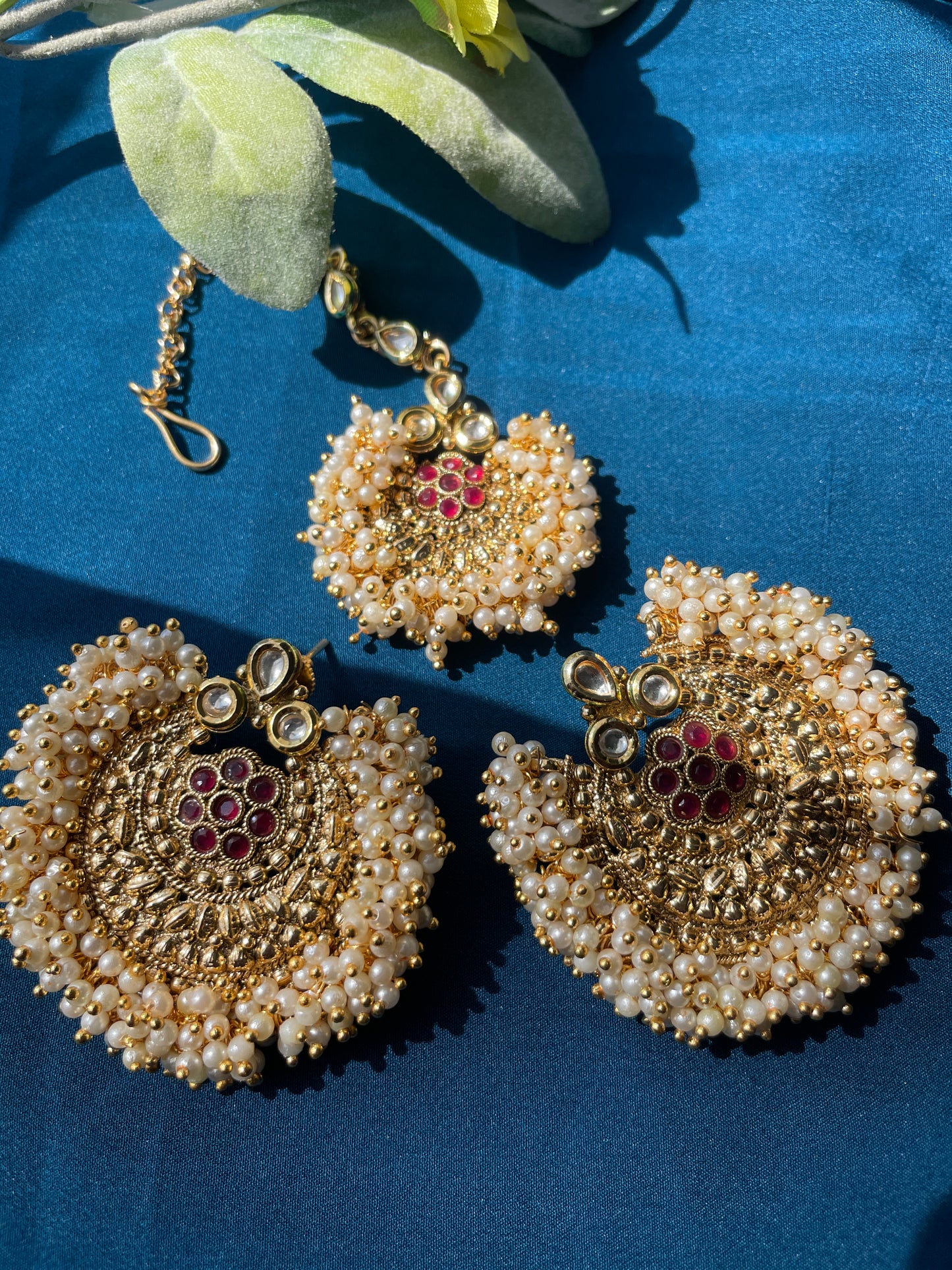 LEELA Chandbali Earrings and Maangtikka set - Red - HOUSE OF SAANVI