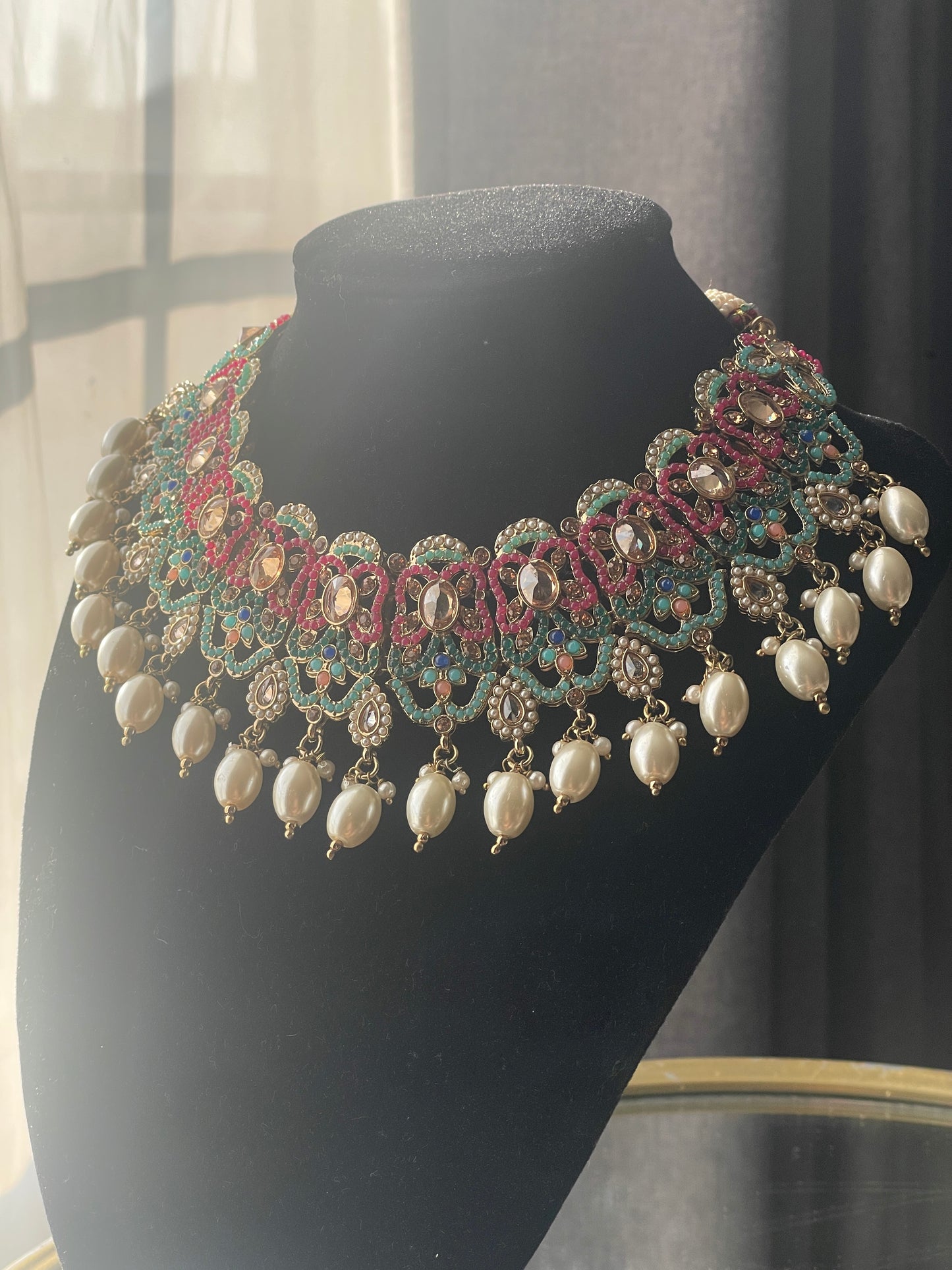 ZUNAIRA Necklace Set - HOUSE OF SAANVI