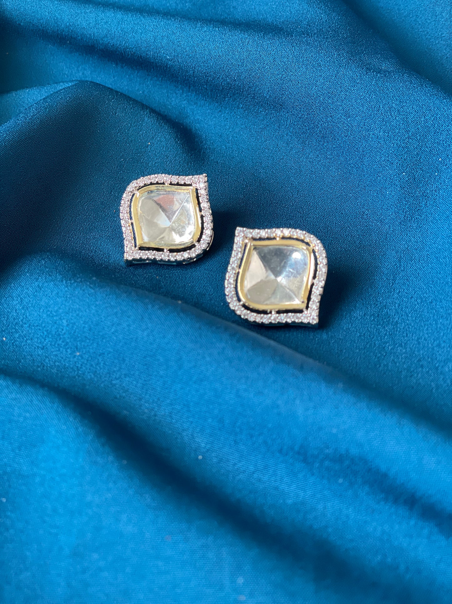 MAYA uncut kundan studs - HOUSE OF SAANVI