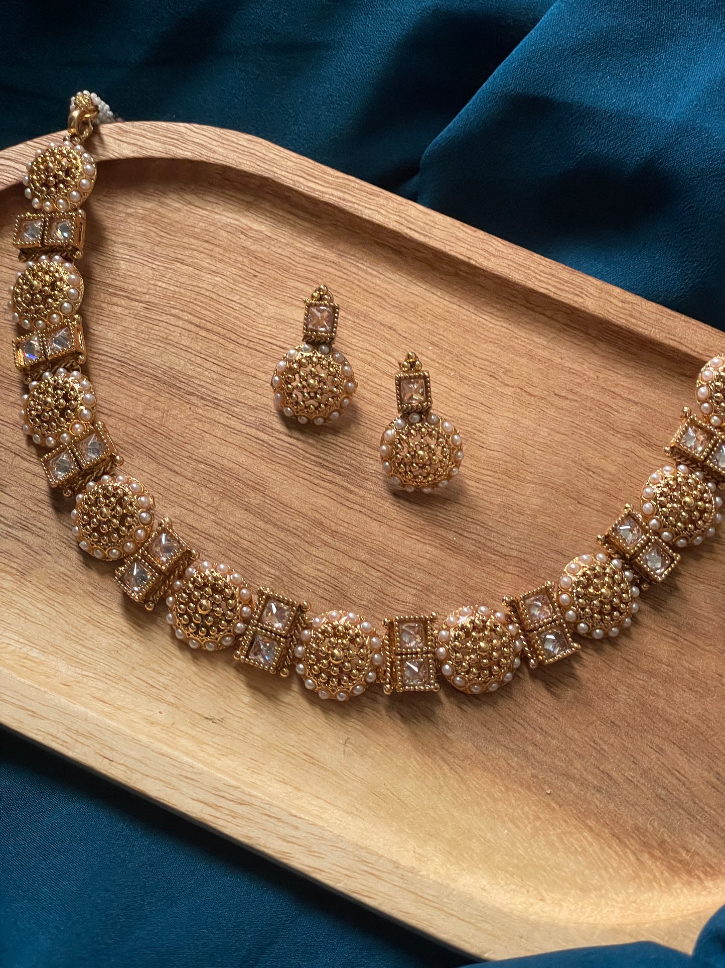 VAANI - Temple Style Gold Necklace Set
