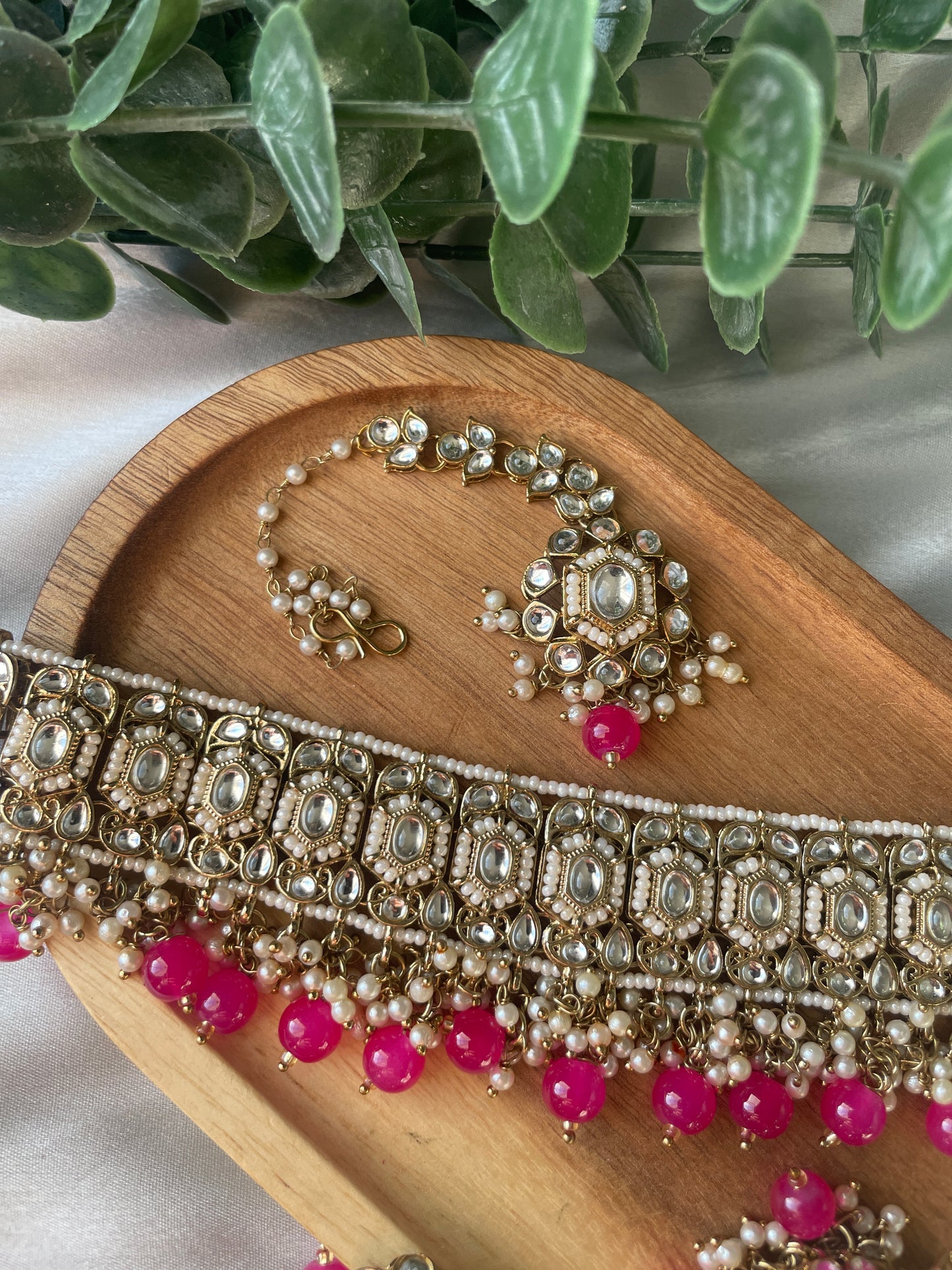 MARYAM Choker set - Pink - HOUSE OF SAANVI