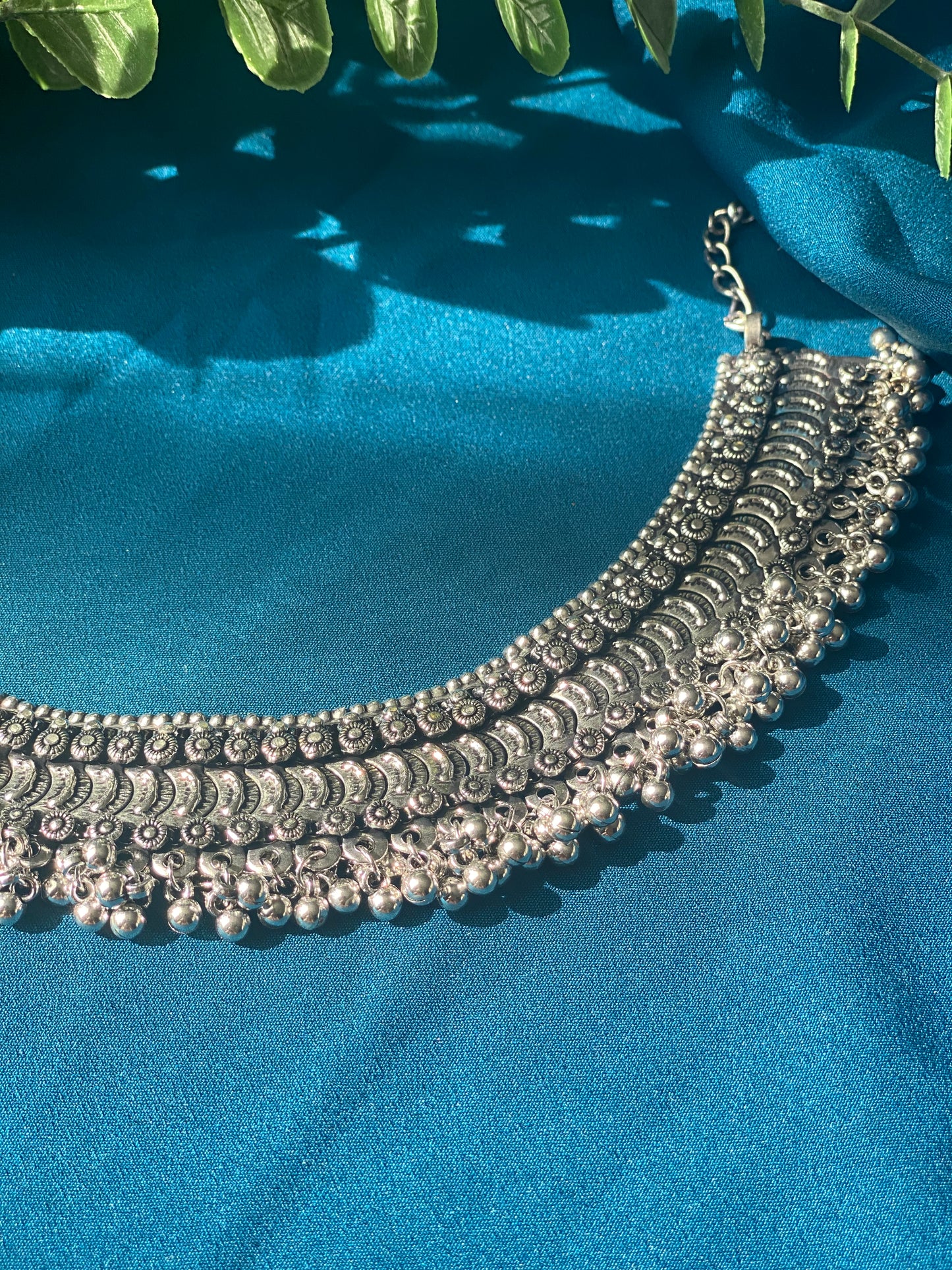 TANUJA Oxidised Necklace in Silver