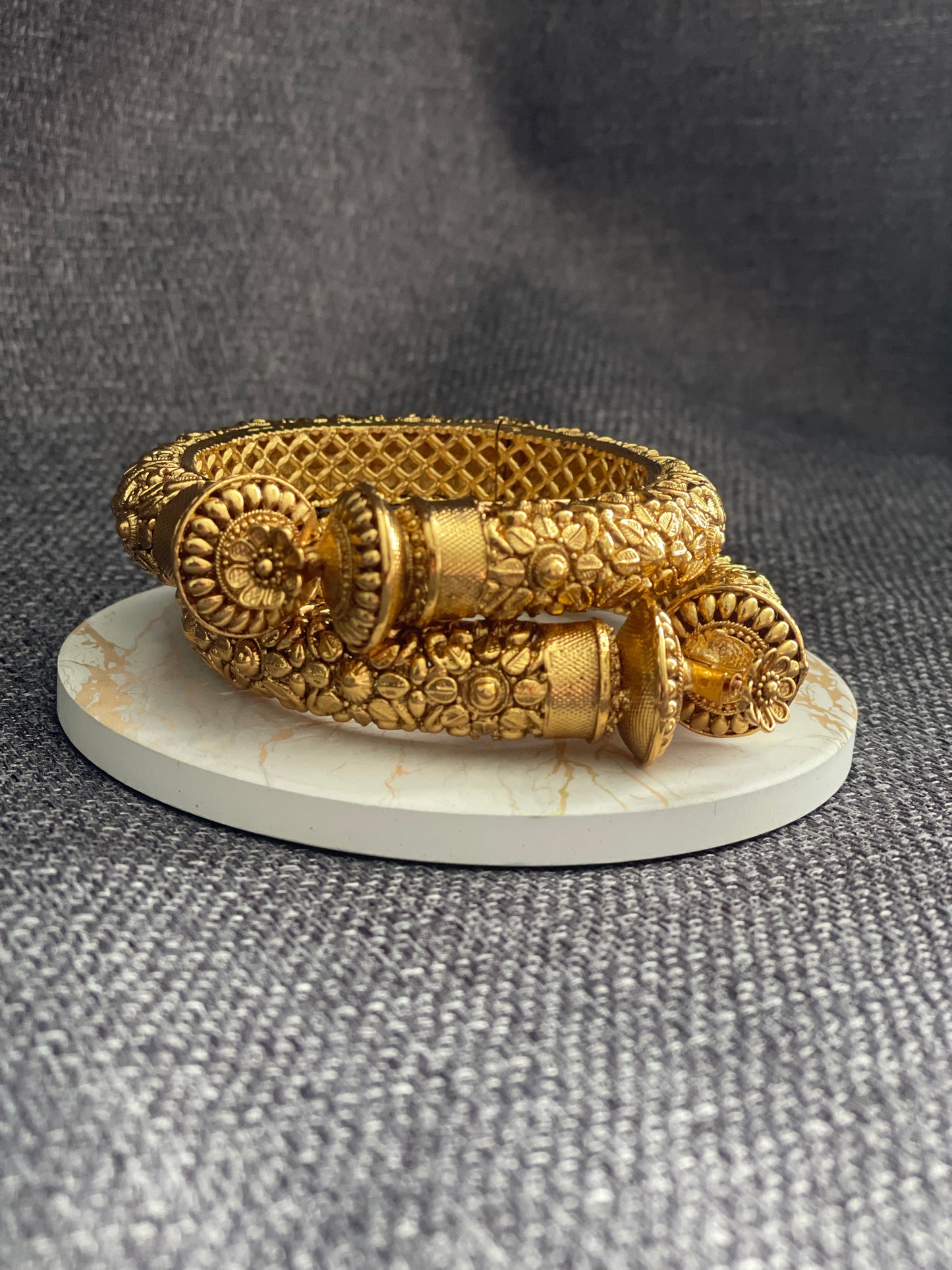ELAKSHI - Gold plated Temple style openable Kada/Bangles - HOUSE OF SAANVI
