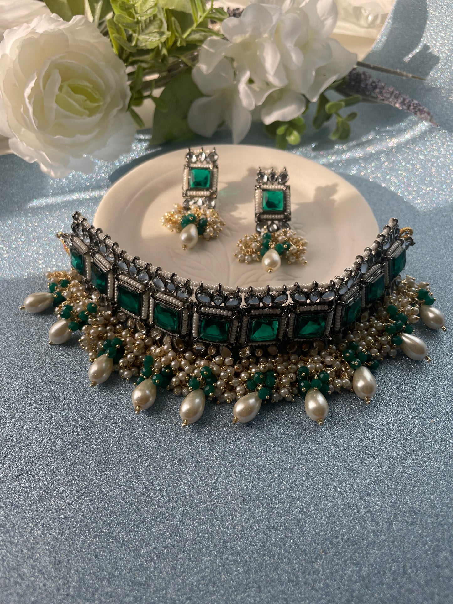 RAMYA choker set - Emerald - HOUSE OF SAANVI