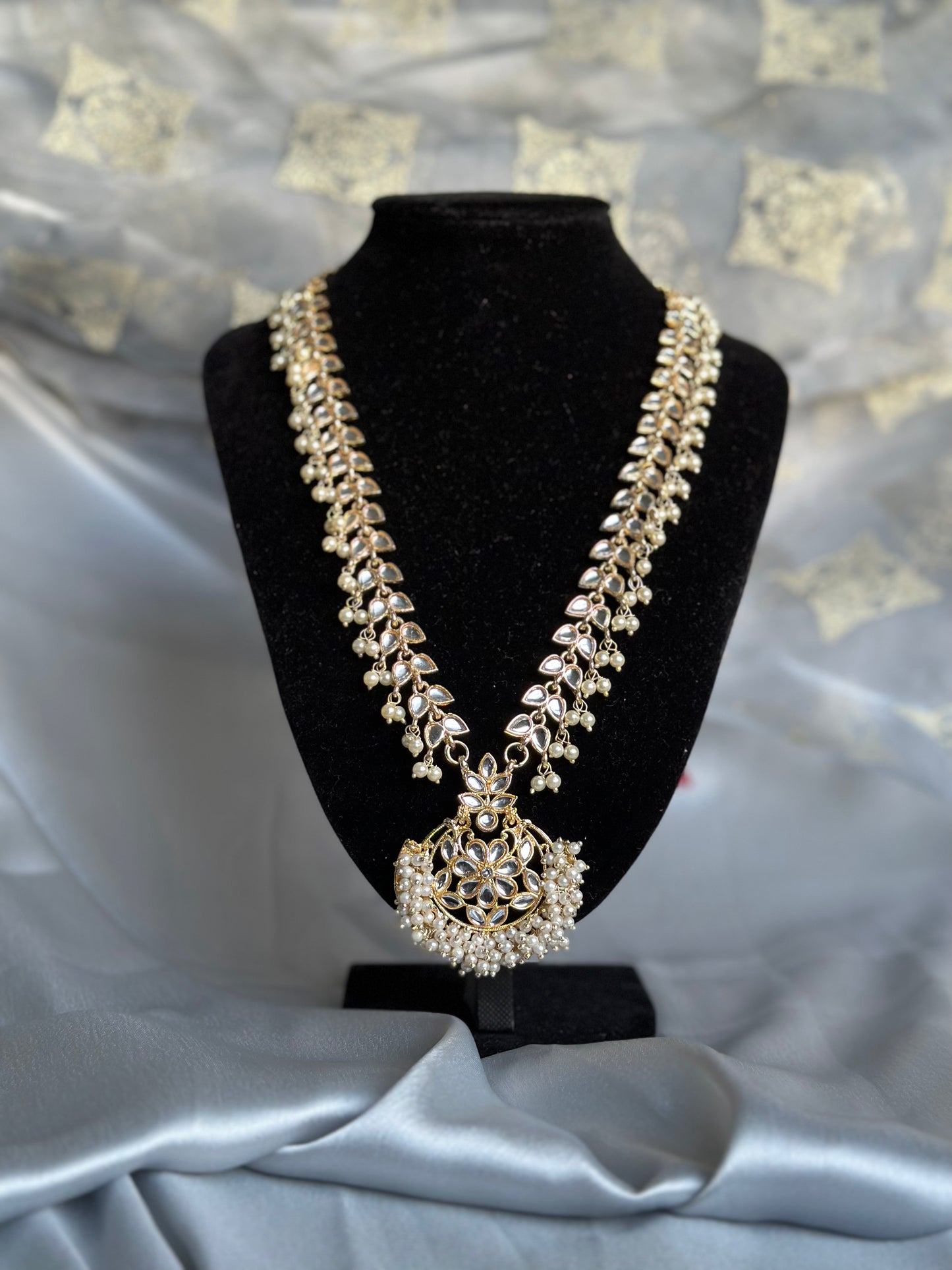 NUSRAT - HOUSE OF SAANVI