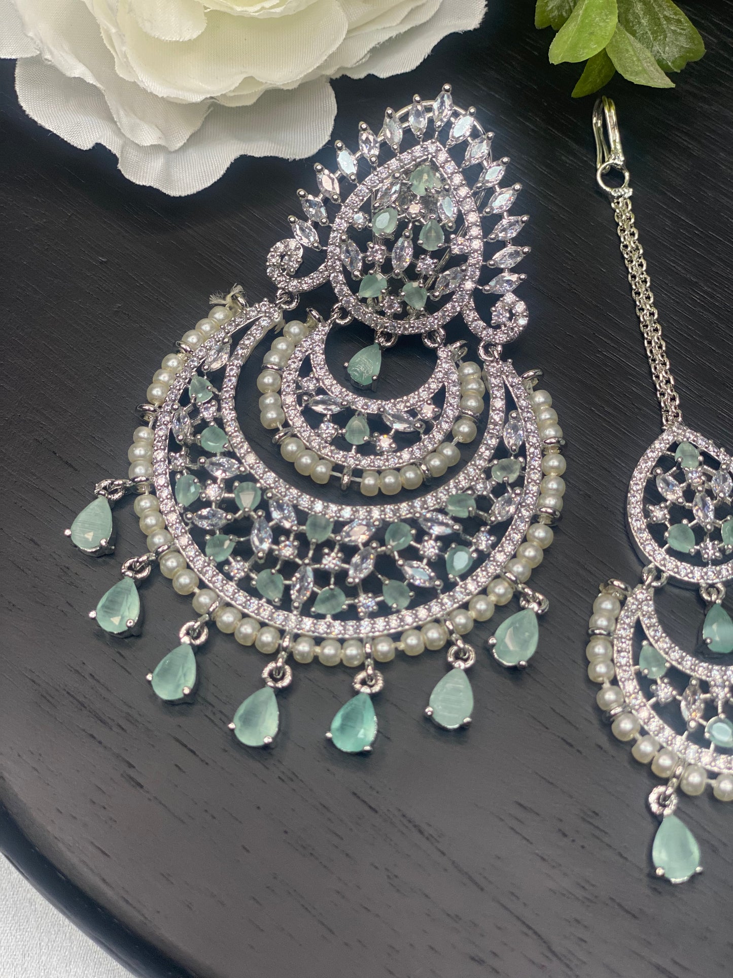 AVANI AD Earrings and Tikka set - Mint