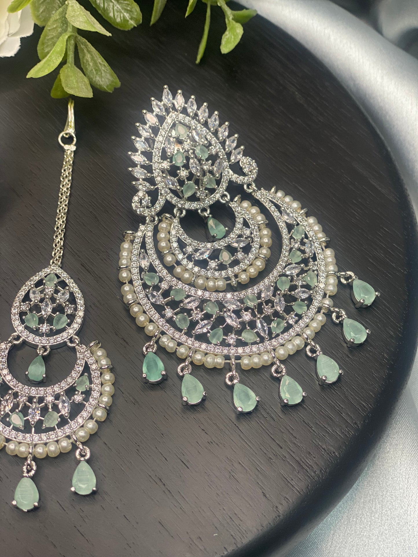 AVANI AD Earrings and Tikka set - Mint