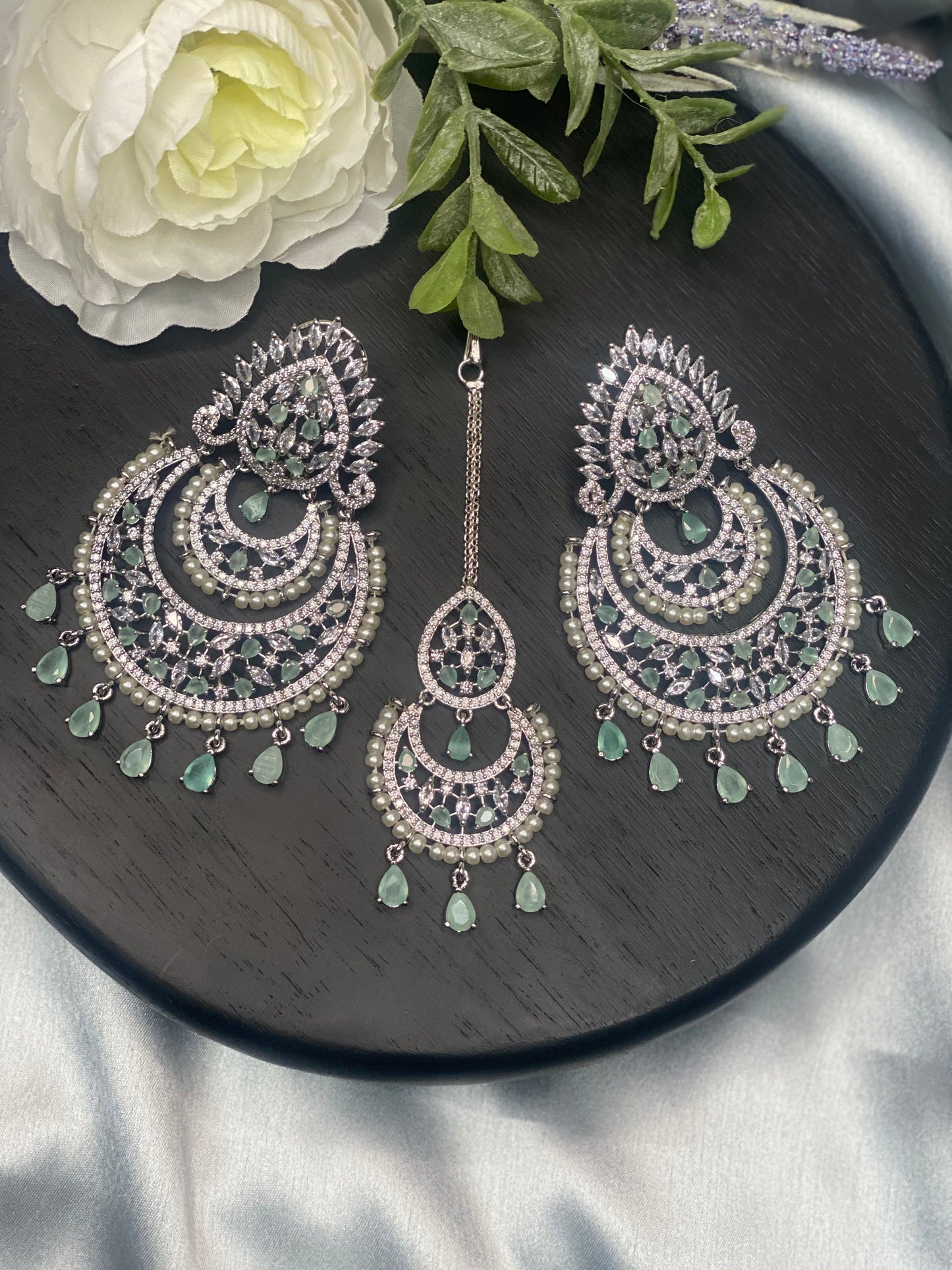 AVANI AD Earrings and Tikka set - Mint