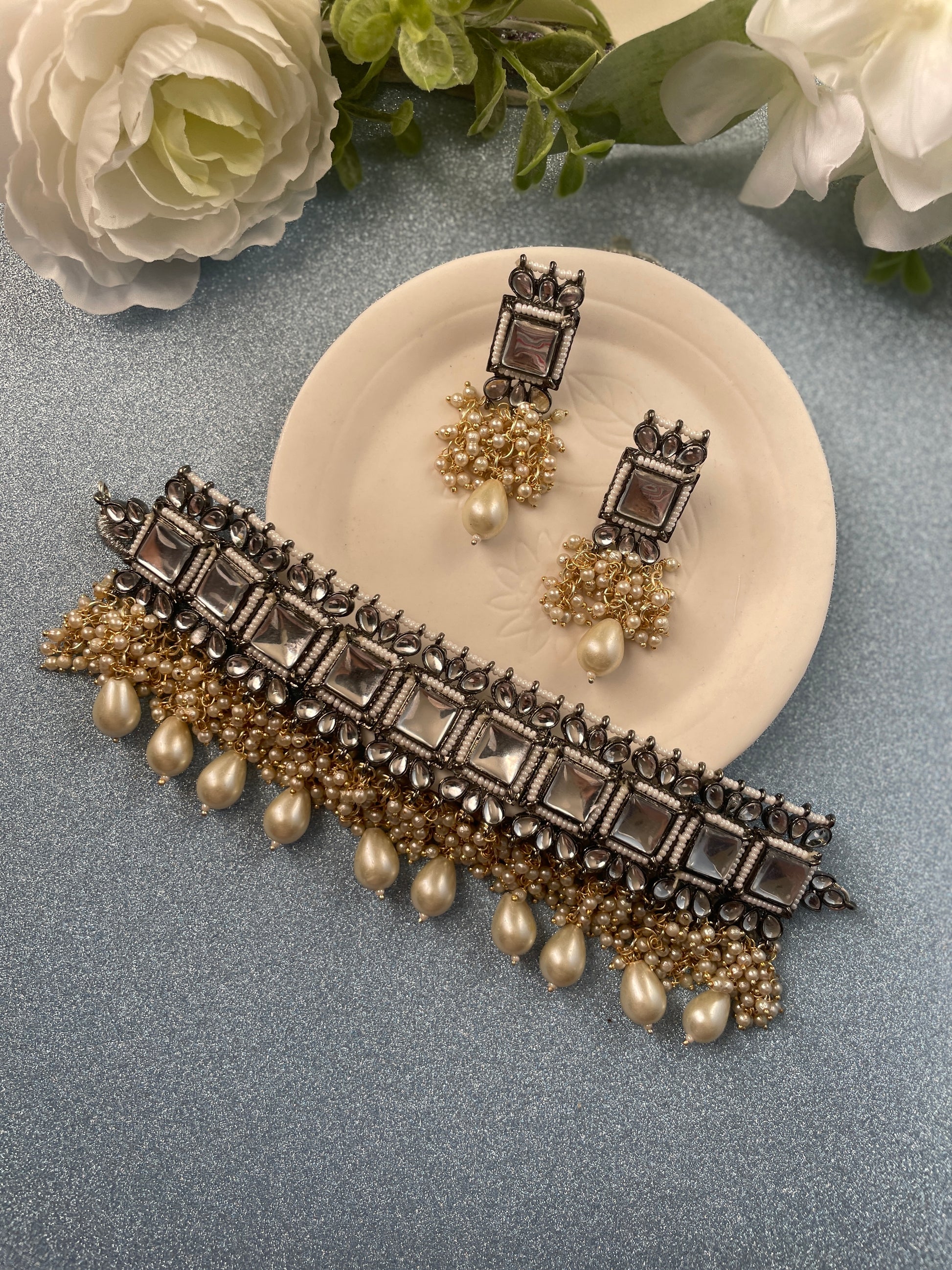 RAMYA choker set - Pearl - HOUSE OF SAANVI