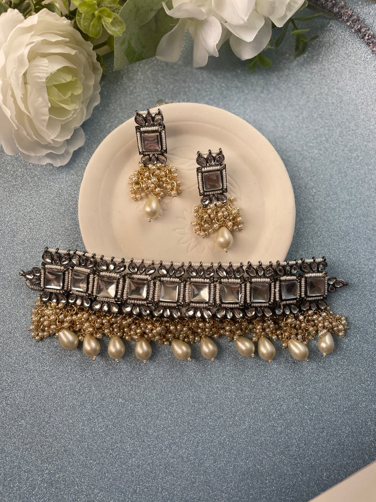 RAMYA choker set - Pearl - HOUSE OF SAANVI